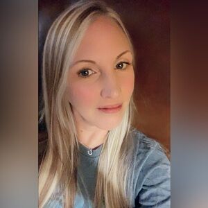 Meet your Posher, Marie